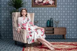Á hậu Tú Anh thanh thoát với BST thời trang lấy cảm hứng từ hoa hồng Juliet