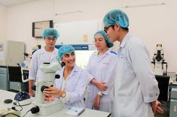Thả cửa đầu vào: Tự làm khó mình