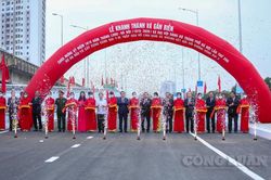 Cận cảnh thông xe cầu vượt hồ Linh Đàm, giải tỏa ùn tắc phía Nam Hà Nội