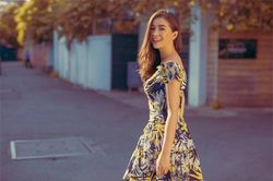Diệu Thúy: Diễn viên xinh đẹp lấy chồng Tây, bỏ showbiz làm phi công