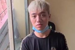 Bắt nhóm thanh niên mang tuýp sắt gắn dao bầu 'dạo' phố