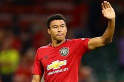 Bóng đá hôm nay 7/10: Lingard chuẩn bị chia tay MU. Messi có thể sớm tự do rời Barca