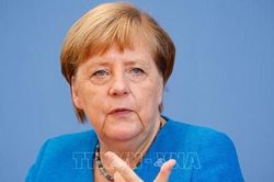 Thủ tướng Merkel khẳng định tầm quan trọng của sự đổi mới công nghiệp