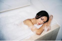 Xem xong MV Vũ Thảo My, khán giả 'chưng hửng' vì hình ảnh chẳng-chút-liên-quan những giây cuối cùng