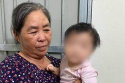 Bé gái 8 tháng tuổi bị bỏ rơi trong thùng xốp kèm lá thư viết tay: 'Tôi đặt cháu ở đây, ông bà cô bác nào gặp cháu nuôi dạy cháu nên người'