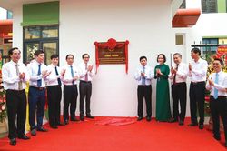 Tập trung thực hiện có hiệu quả Nghị quyết Đại hội Đảng bộ quận