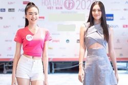 Tiểu Vy tập luyện cùng thí sinh Hoa hậu Việt Nam 2020