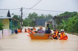 Mưa lũ đã làm 8 người tử vong và mất tích, Quảng Trị sơ tán khẩn hàng nghìn dân