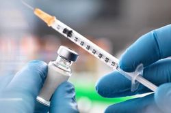 Mỹ phát triển vaccine có thể chống lại mọi chủng virus cúm