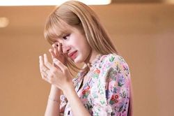 4 sự thật đau lòng mà Lisa Blackpink đã cay đắng trải qua