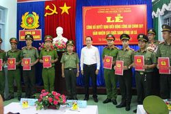 CAH Tây Giang hoàn thành bố trí Công an chính quy về xã