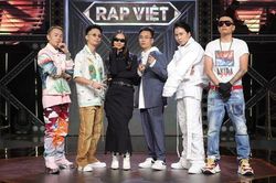 Dàn HLV ăn mặc quá chất khiến 'Rap Việt' dần trở thành sàn diễn thời trang