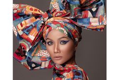 H'Hen Niê kiêu sa, ấn tượng với những chiếc mũ quấn vải