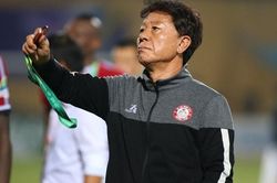 Chiến lược gia Chung Hae Soung không hài lòng về lịch đấu V-League