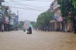 Quảng Bình ngập chìm trong biển nước