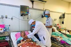 Bệnh viện Đa khoa Trung tâm An Giang cứu sống bệnh nhân 95 tuổi nhồi máu cơ tim cấp