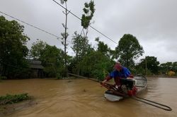 Thừa Thiên Huế: Hơn 24.500 nhà dân đang ngập trong nước lũ