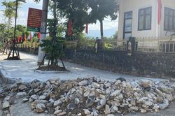TP Lào Cai: Hạng mục chỉnh trang vỉa hè được thi công bằng 'qui trình ngược' có đảm bảo chất lượng?