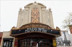 Sân khấu Broadway phải đóng cửa tới Hè 2021 vì đại dịch COVID-19