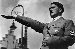 Hitler là con cháu người Do Thái và châu Phi?