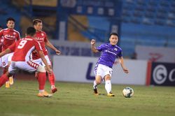 Thắng thành phố Hồ Chí Minh 2-0, Hà Nội FC tiếp tục bám đuổi các đội đầu bảng