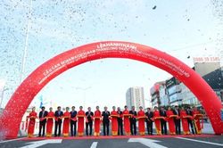 Hà Nội thông xe cầu cạn Mai Dịch - Nam Thăng Long