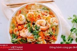 Đổi vị cuối tuần với món miến xào tôm mềm dai không bết dính