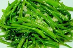 Ăn rau muống không đúng cách rất nguy hiểm