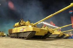 Triều Tiên ra mắt xe tăng 'mô phỏng' T-14 Armata và M1 Abrams