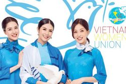 Hoa hậu Ngọc Hân cùng các Á hậu diện áo dài thể hiện tinh thần thời đại của Hội LHPN Việt Nam