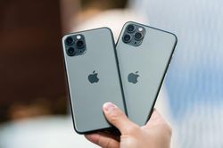 Nhiều mẫu iPhone đời cũ giảm giá trước ngày iPhone 12 ra mắt
