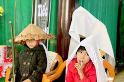 Vụ chìm tàu Vietship 01: Nỗi đau nơi xóm nghèo cùng lúc chịu tang thương