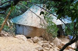 Sạt lở ở Huyền Không Sơn Thượng