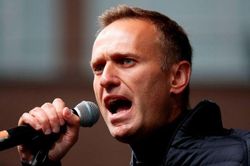 EU áp lệnh trừng phạt với những người Nga liên quan vụ đầu độc Navalny