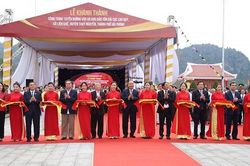 Khởi động Dự án xây dựng cầu Rào và khánh thành Khu bảo tồn bãi cọc Cao Quỳ