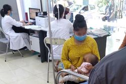 Bé 2 tháng tử vong, 3 trẻ khác nhập viện sau tiêm vắc xin 5 trong 1