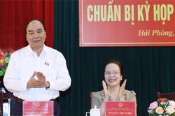 Thủ tướng Nguyễn Xuân Phúc tiếp xúc cử tri Hải Phòng