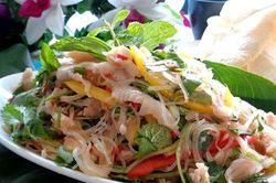 Học cách làm món nộm chân gà rút xương giòn ngon khó cưỡng