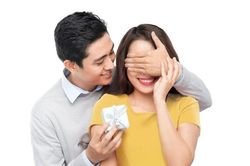 20/10 sắp đến, tặng gì cho vừa ý nàng?