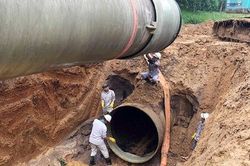 Hà Nội: Ngừng cấp nước sạch sông Đà do sự cố đường ống nước