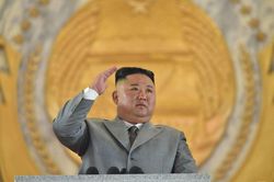 Có gì trong thông điệp bất ngờ lúc nửa đêm của Chủ tịch Kim Jong-un?