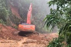 Điều động 2 trực thăng ứng cứu người bị mắc kẹt tại khu vực thủy điện Rào Trăng 3
