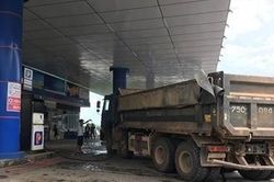 Kiểm soát, đẩy lùi buôn lậu, gian lận về kinh doanh xăng dầu