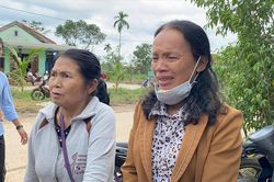Tìm người mất tích vụ thủy điện Rào Trăng 3: Chờ tin con trong nước mắt