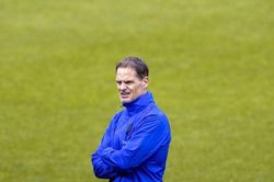 Hà Lan hòa Italia, HLV Frank de Boer tiếc hùi hụt