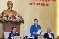 Bế mạc Phiên họp thứ 49 của Ủy ban Thường vụ Quốc hội