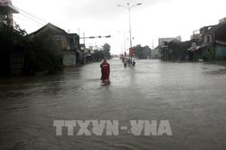 Dự báo thời tiết tuần tới: Trung Bộ vẫn đối mặt mưa lớn