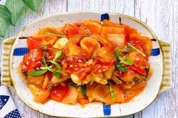 Gợi ý mâm cơm tối đơn giản và ngon lành chỉ 15K/người mà có tận 2 món thịt