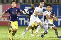 Hà Nội mạnh mẽ trở lại đường đua vô địch