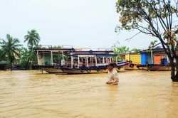 Đằng sau những cơn mưa lũ